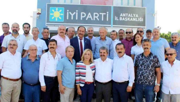 Antalya’da İyi Parti’de Sürpriz İstifa: 6 Kişi Görevinden Ayrıldı