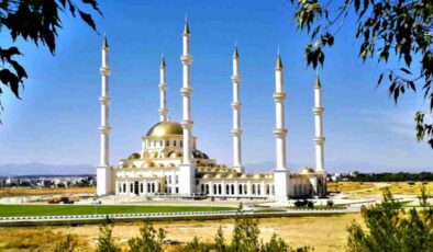 Dr. Suat Günsel Camii Nerede? Dr. Suat Günsel Kimdir, Nerelidir ve Kaç Yaşındadır?