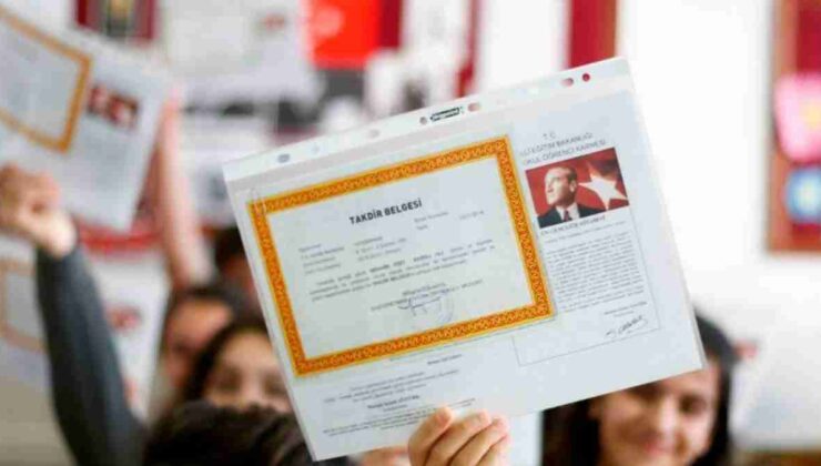 Karne Gününde Öğrencilere Yeni Bir Sürpriz: Başarı Teşvik Programı Detayları