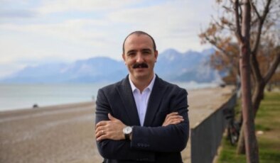 Konyaaltı’nda Yeni Bir Dönem: CHP’den Belediye Başkan Adayı Cem Kotan!