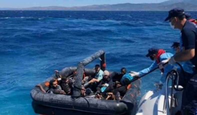Yunan Sahillerinden Atılan Göçmenleri Antalya Sahillerinde Kurtardılar