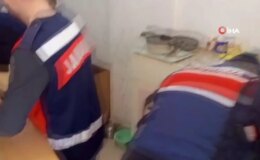 Antalya’da Jandarma, Kaçak Sigara İmalathanesine Operasyon Düzenledi