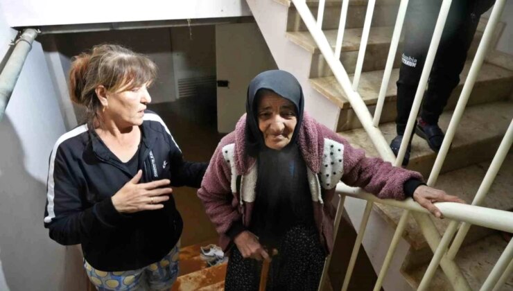 Hatay’dan Gelen Yaşlı Kadının Antalya’da Yaşadığı Sel Felaketinde Komşularının Yardımıyla Kurtarıldı
