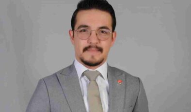 CHP Belediye Başkan adayı Deniz Onaç kimdir?