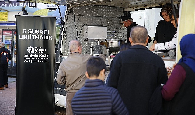 Antalya’da Kahramanmaraş Depreminin Yıl Dönümünde Lokma Döküldü