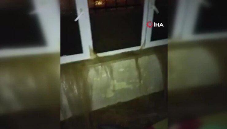 Antalya’da Yaşlı Kadın, Deprem Sonrası Sel Felaketine Yakalandı