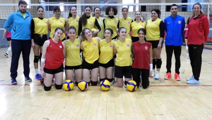 Kepez Belediyesi Spor Kulübü Voleybol Takımı, İkinci Lig İçin Sıkı Hazırlıklara Başladı