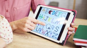 Çocuklar İçin Eğitici Tablet Uygulamaları