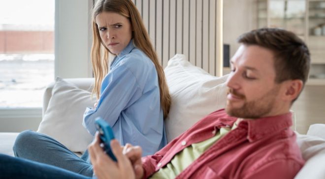 Narsistik Kişilik Bozukluğu ile İlişkiler: Zorluklar ve Çözüm Yolları