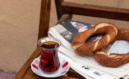 Asgari Ücretle Geçinmek Zorlaşırken Simit ve Çay Fiyatları Artıyor