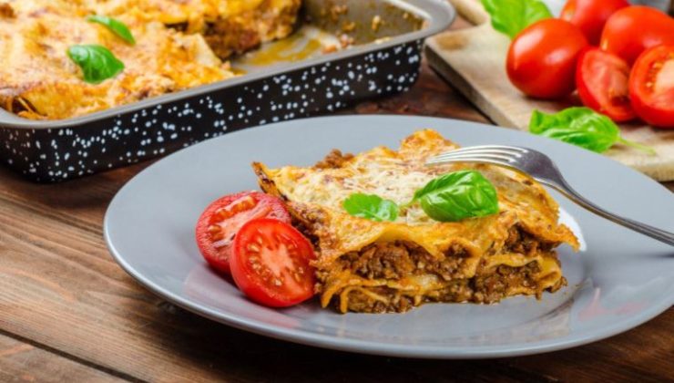 Lazanya Tarifi: Pratik ve Lezzetli İtalyan Yemeği