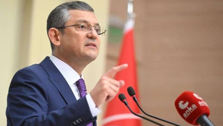 Özgür Özel İzmir İl Kongresi’nde Gençlere Özgürlük Mesajı Verdi