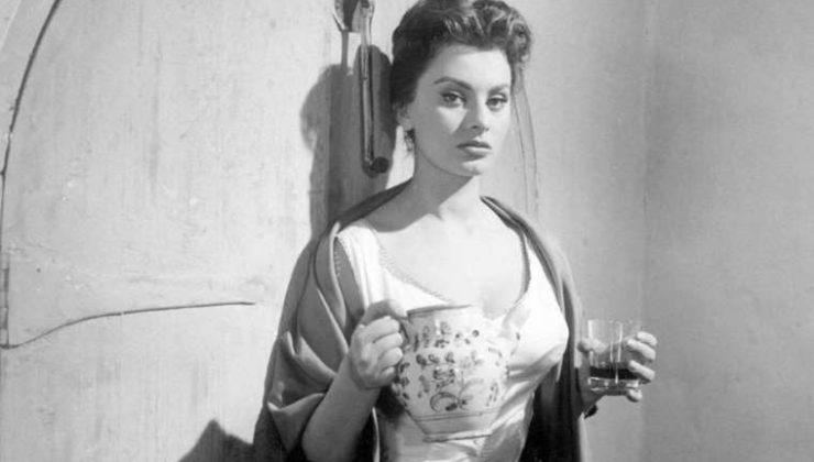 Sophia Loren Hastaneye Kaldırıldı: Sağlık Durumu ve Hayatı
